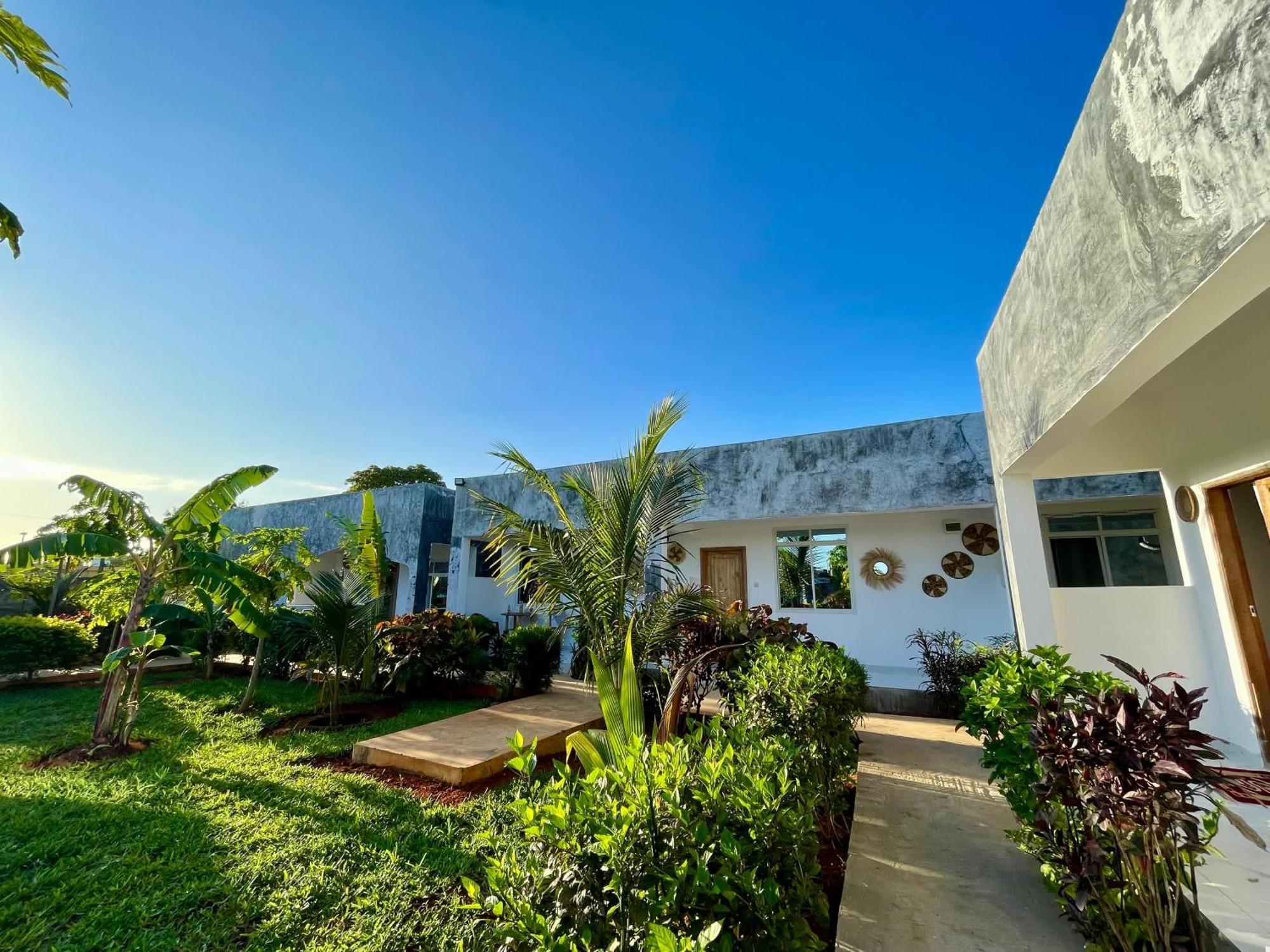 Kendwa Crystal Coast Hotel Ngoại thất bức ảnh